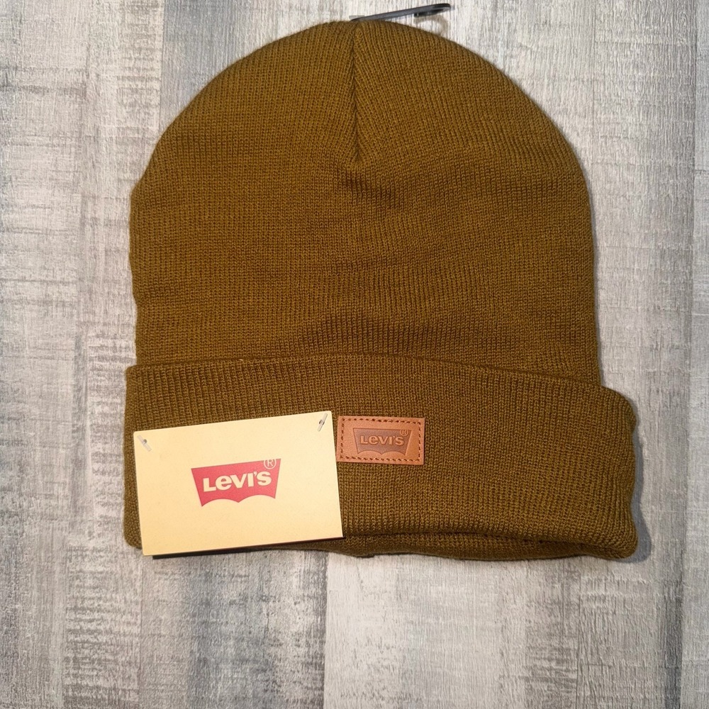 Levi's Men's Tan Brown Comfy Logo Patch Beanie Hat Knit Cap Adult One Size